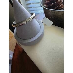 New Macy's Silver Tone Bracelet